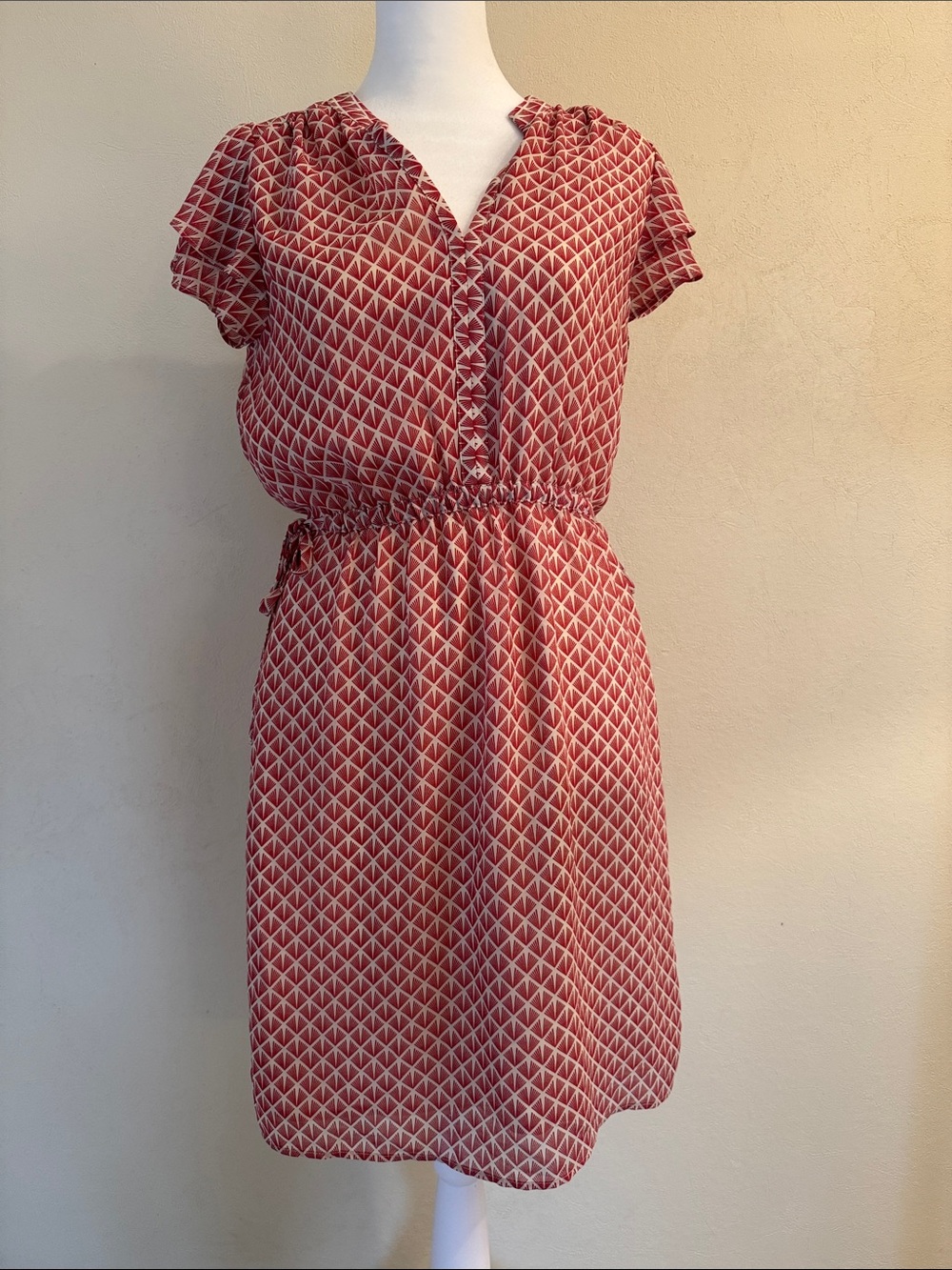 H&M Red Geometric Short Sleeve Elastic Waist Dress